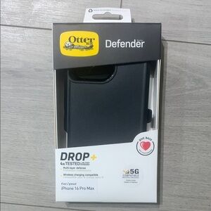 OtterBox Defender Series Case for iPhone 16 Pro Max - Black